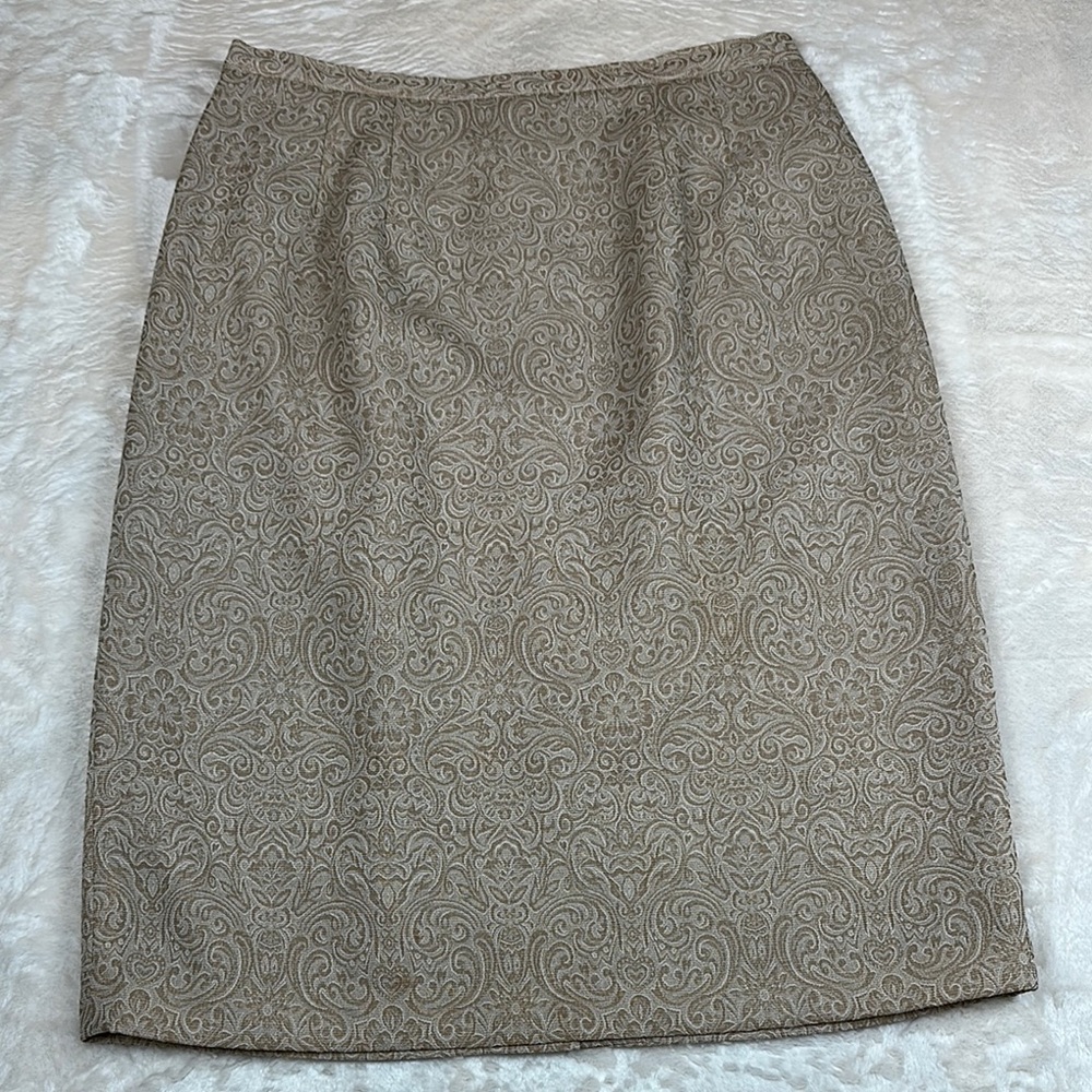 Chic Paisley Pencil Skirt in Tan